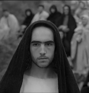 Enrique Irazoqui interpreta Jesus em "Il Vangelo secondo Matteo" de Pier Paolo Pasolini (1964)