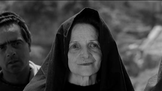 Susanna Pasolini, mãe do realizador, interpreta Maria, mãe de Jesus