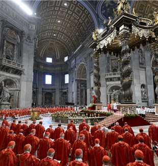 A Missa "Pro Eligendo Pontefice" (©Ansa/Vatican Media)