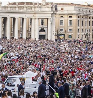 Papa Leão XIV durante o Jubileu dos movimentos (©Giovanni Dinatolo/Fraternità CL)